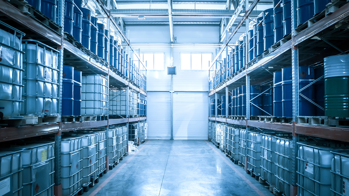 What To Look For In A Dependable Chemical Warehouse